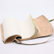 Load image into Gallery viewer, Rolled Leather Travel Notebook - 96 pages - Green  21x15cm