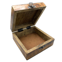 Load image into Gallery viewer, Square Wooden Keepsake Box - Buddha